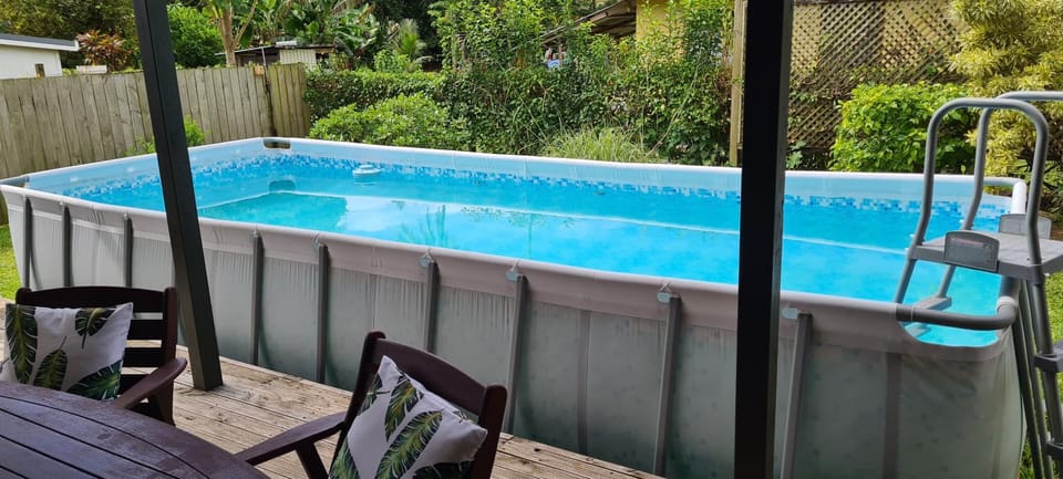 Swimming pool, Swimming pool