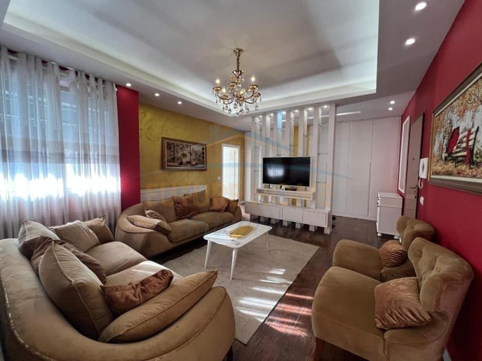 Edisem Bar Building Apartment in Tirana