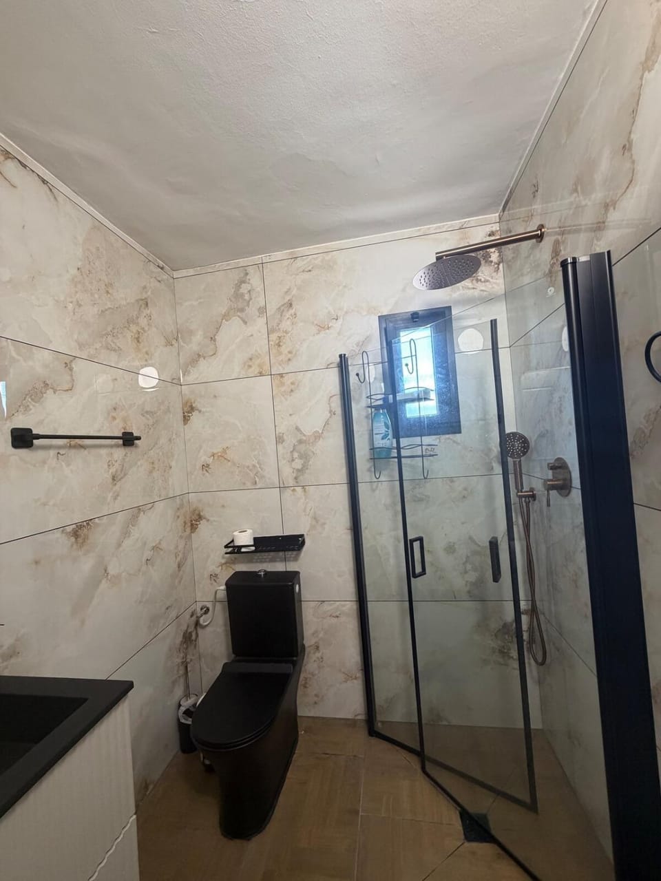 הסוויטה הלבנה - 5 דקות נסיעה מהים Apartment in South District
