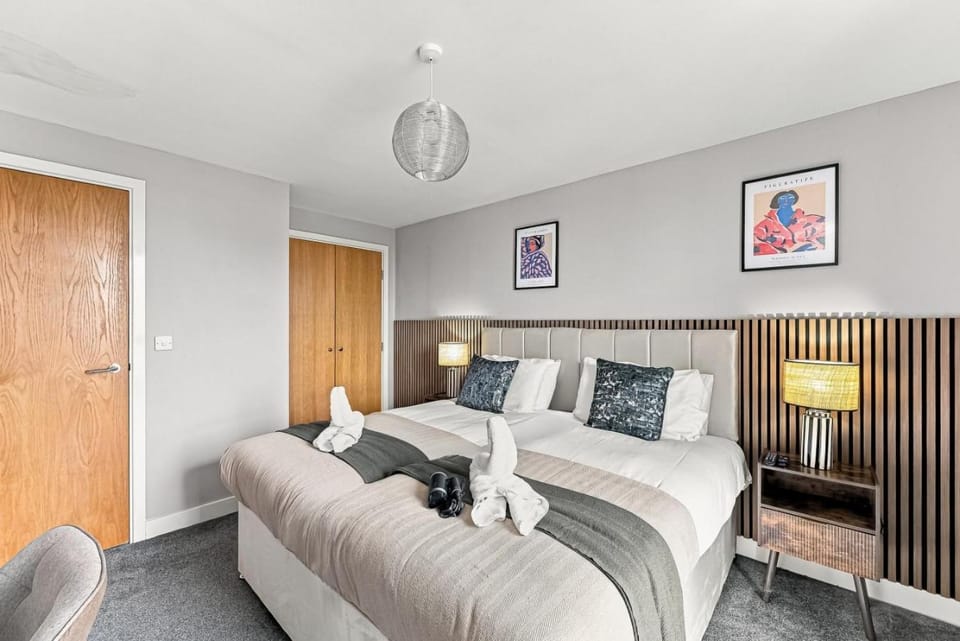 Bed, Bedroom