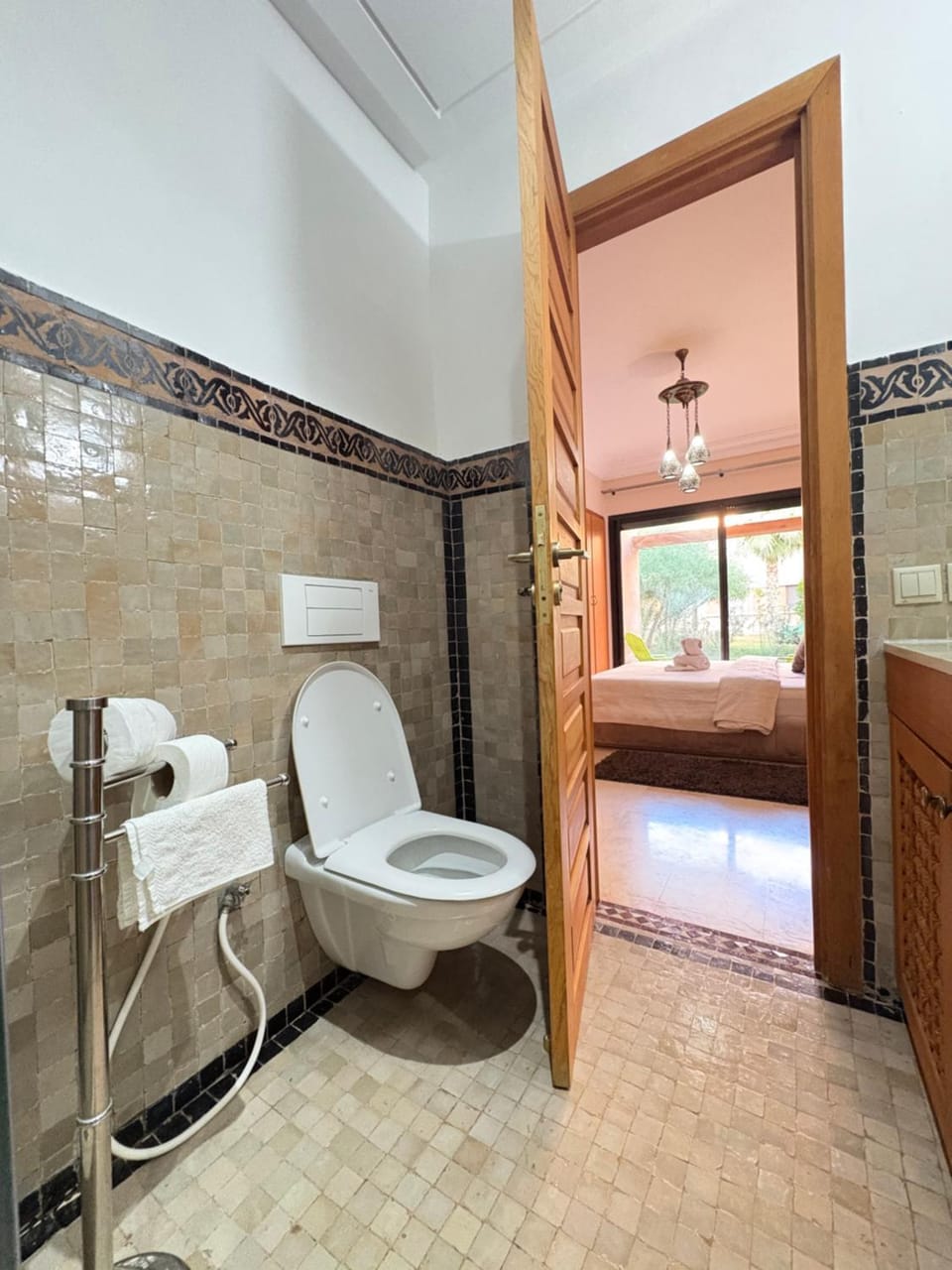 Spacieux appartement avec jardin piscine fibre wifi Apartment in Marrakesh