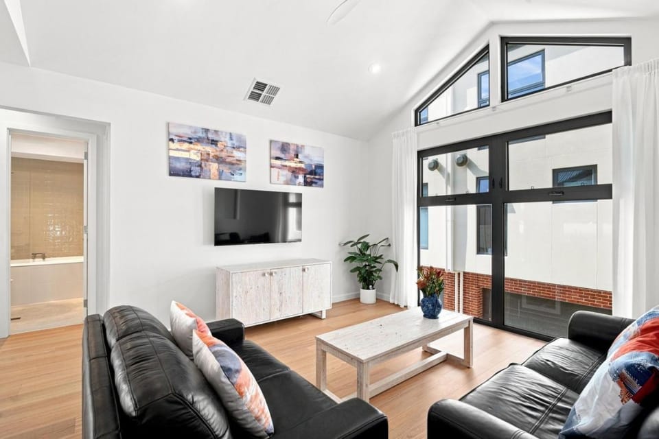 Harborview Modern 2-Bedroom Apartment House in Victor Harbor