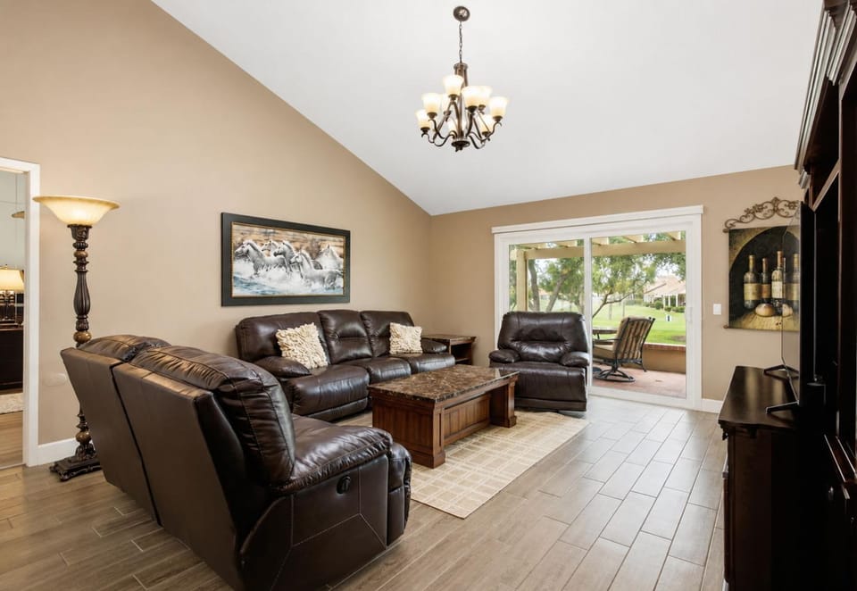 Palm Desert Resort Escape with Golf & Mountain Views House in Palm Desert