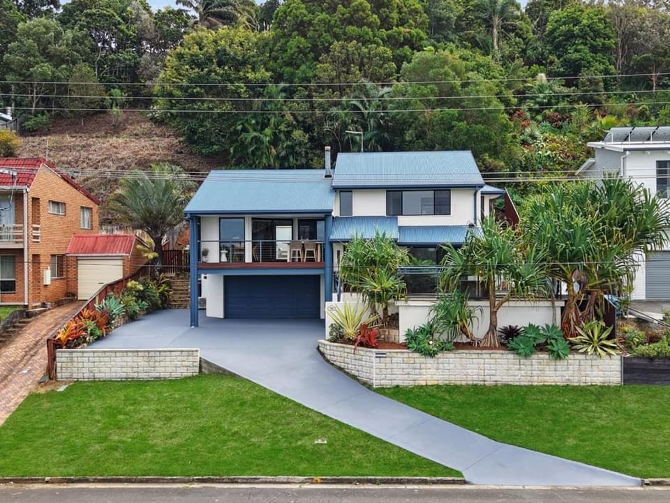 Banora River House House in Fingal Head