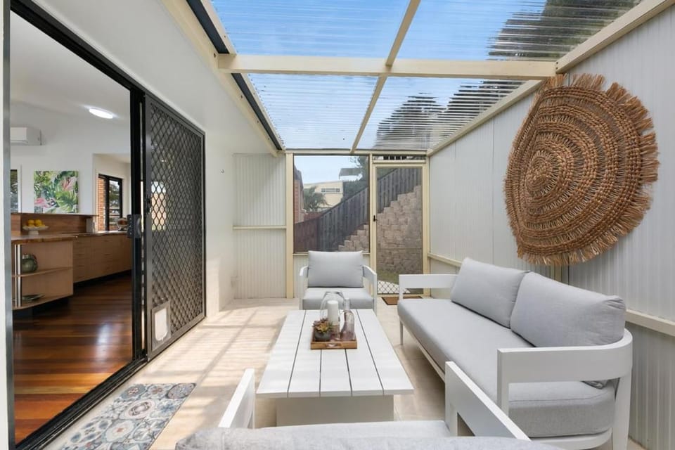 Banora River House House in Fingal Head