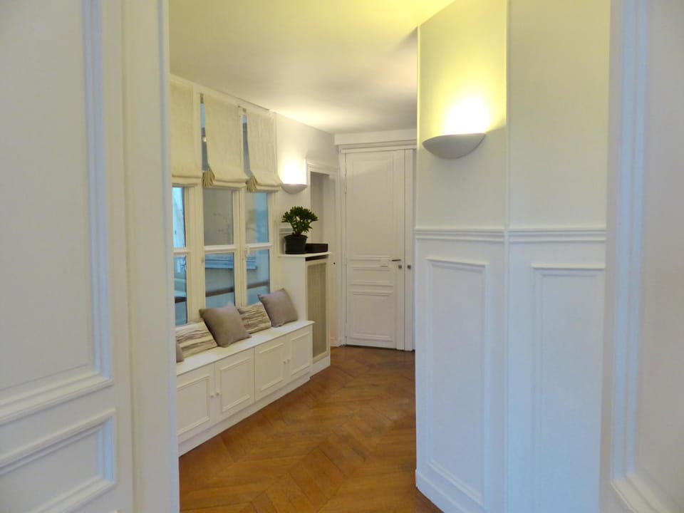 Patio, Photo of the whole room, Decorative detail, Seating area