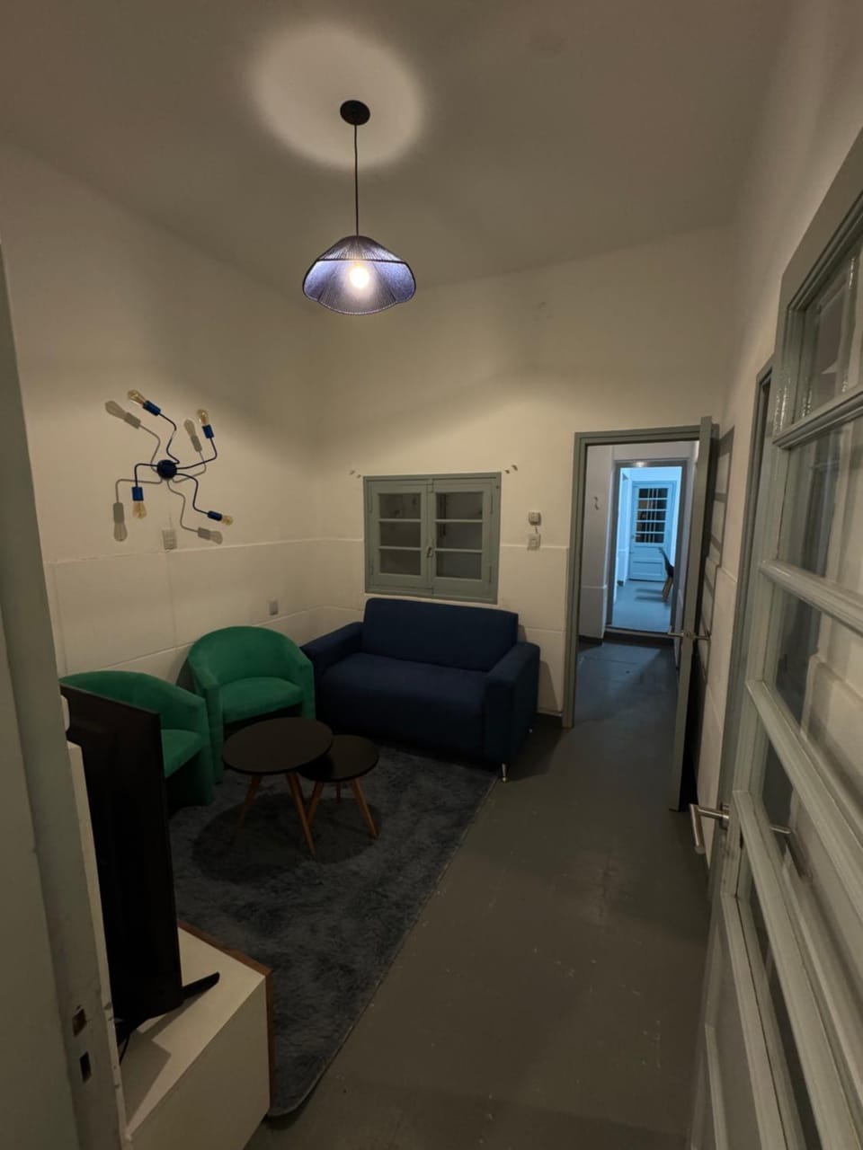 Living room, Seating area, Evening entertainment