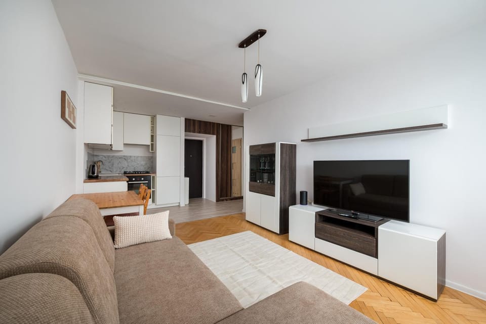 Communal lounge/ TV room, TV and multimedia, Kitchen or kitchenette, Living room, Seating area, Evening entertainment
