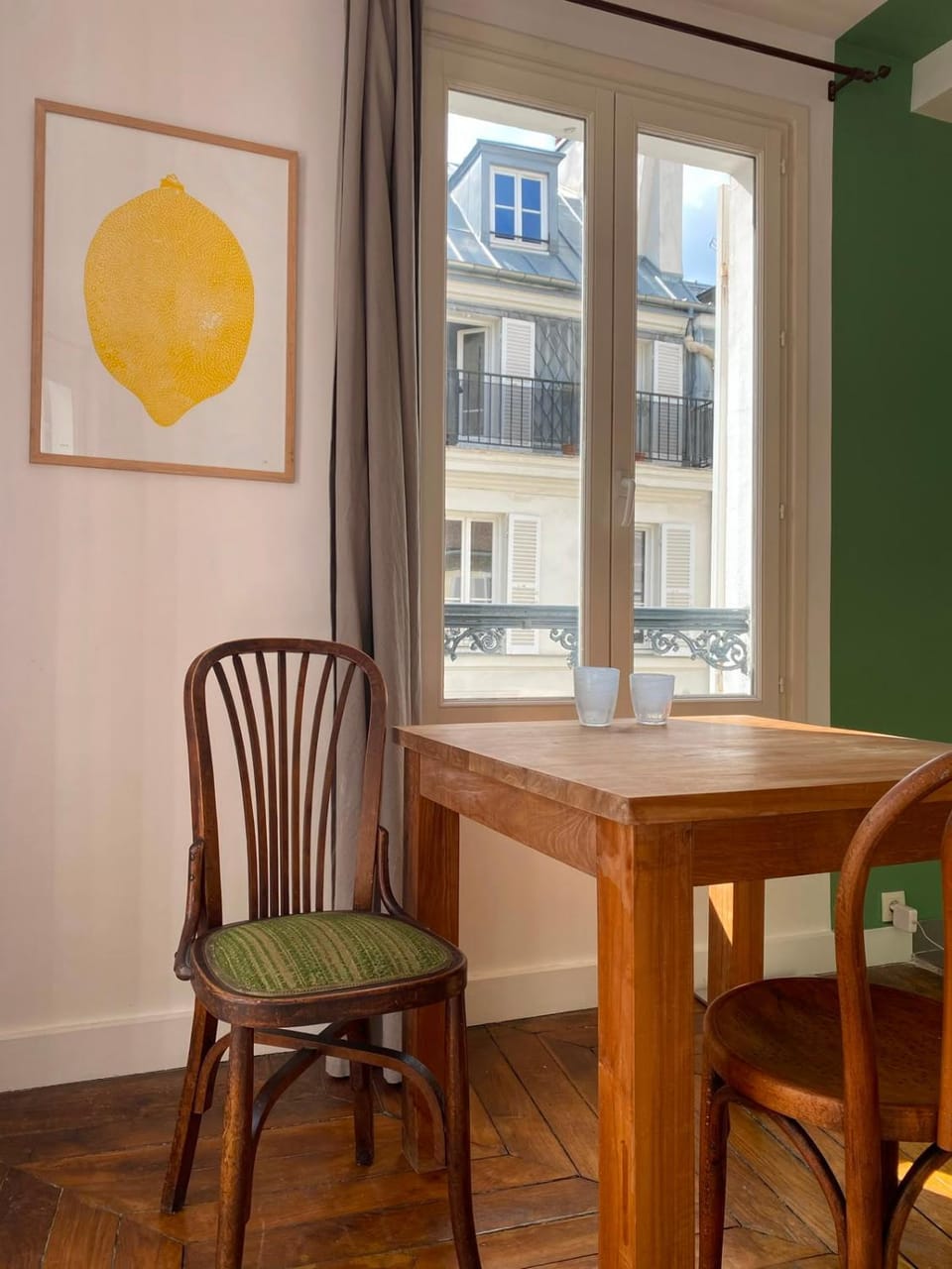 One Bedroom near Champ Elysees with Air Con Apartment in Paris