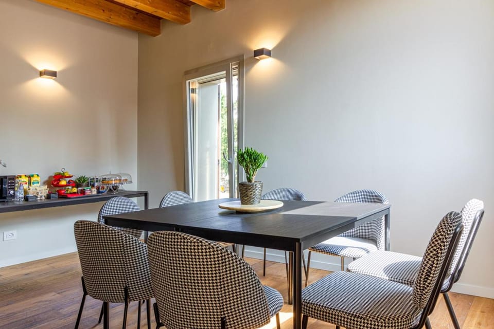 Villa di Design con Giardino vicino Bologna Villa in Emilia-Romagna