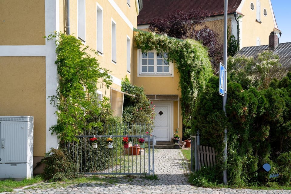 Property building, Garden