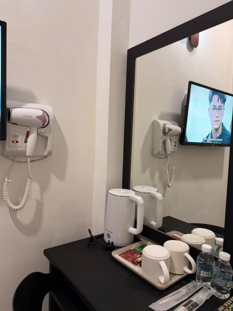 TV and multimedia, Kitchen or kitchenette