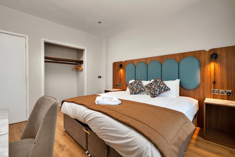 Bed, Bedroom