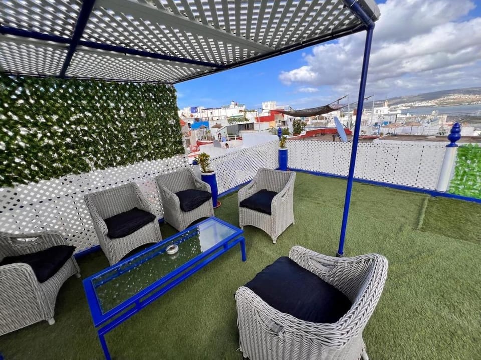 Dar Zhar Matisse Room Bed and Breakfast in Tangier