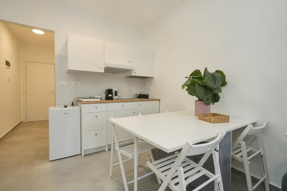 Orange House - Humanitas a 10 minuti Apartment in Lombardy