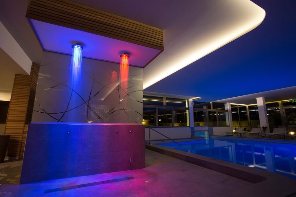 Hot Spring Bath, Hot Tub, Spa and wellness centre/facilities, Swimming pool