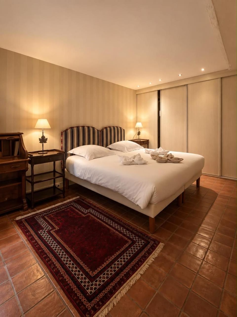 Le Molière - Louvre Palais Royal Apartment in Paris