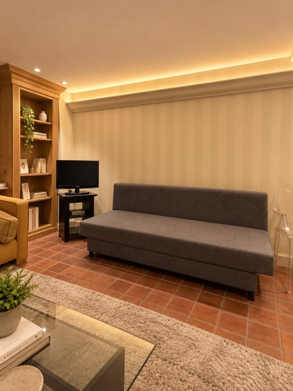 Le Molière - Louvre Palais Royal Apartment in Paris