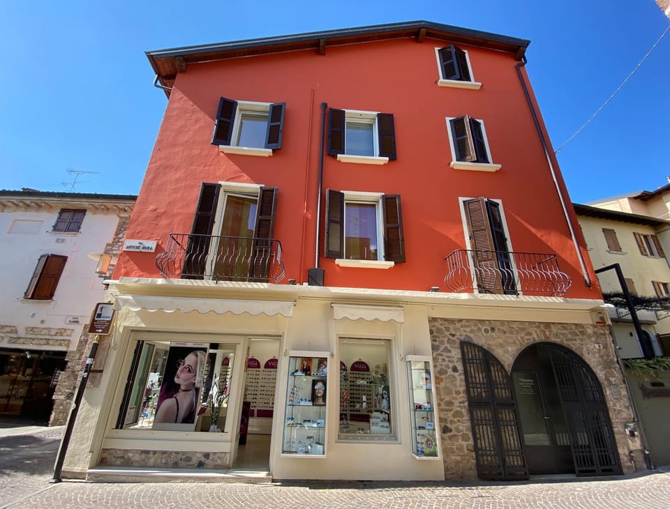 Appartamenti Mavino Apartment in Sirmione