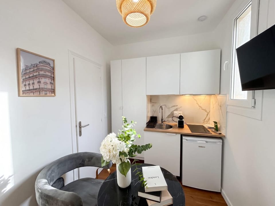New 103 Suite Mireille - Cosy Apartment Paris Center Apartment in Paris