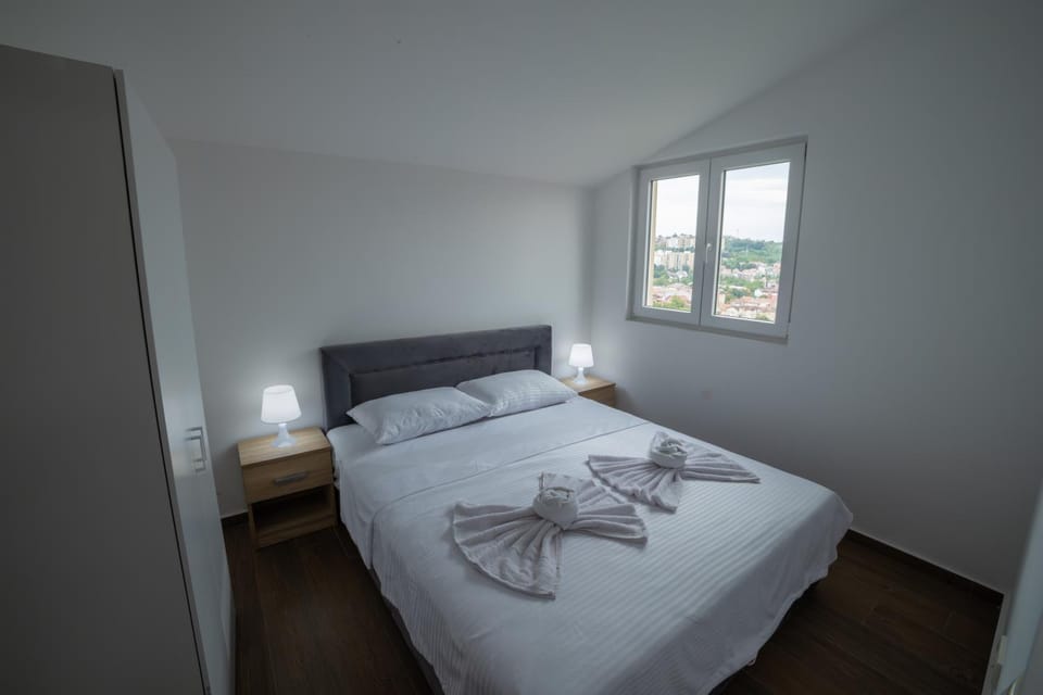 TopHill Apartmani - Mirijevo Apartment in Belgrade