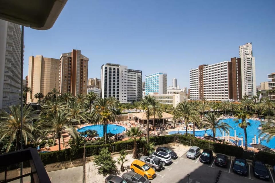 City view, Pool view