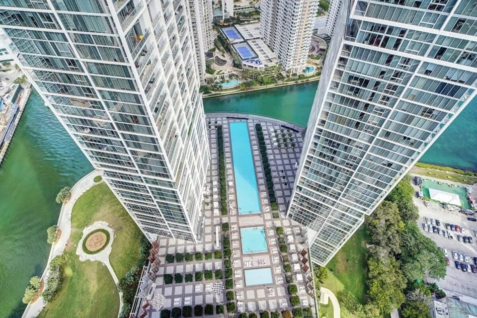 Bird's eye view, Pool view, Swimming pool