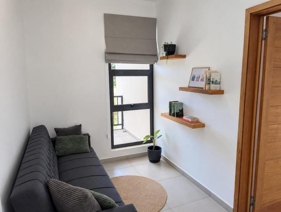 Modern 4BR Villa with Private Pool Villa in Grand Baie