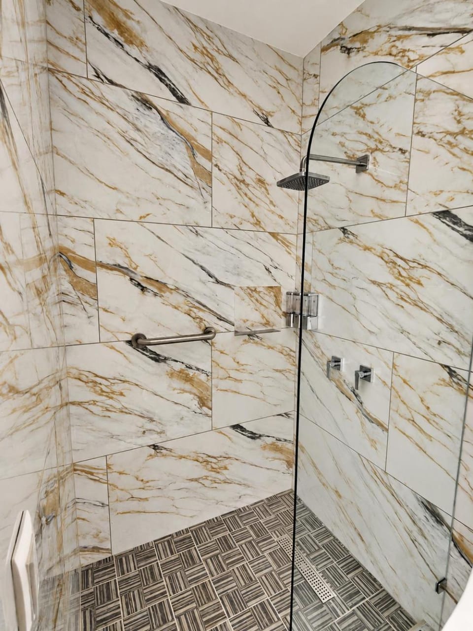Shower, Bathroom