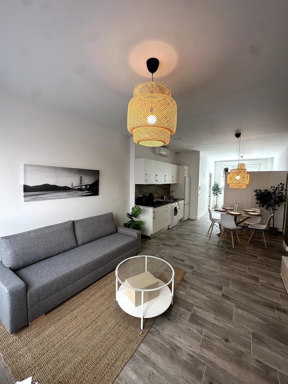 Newly renovated apartment in downtown Madrid Apartment in Madrid