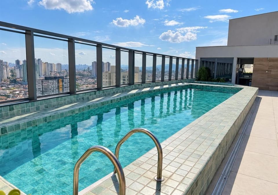 Property building, Day, View (from property/room), Balcony/Terrace, Diving, Pool view, Swimming pool, Swimming pool, sunbed