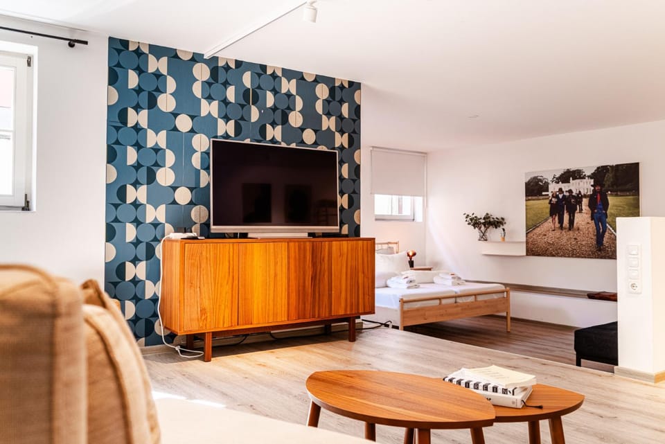 Communal lounge/ TV room, Living room