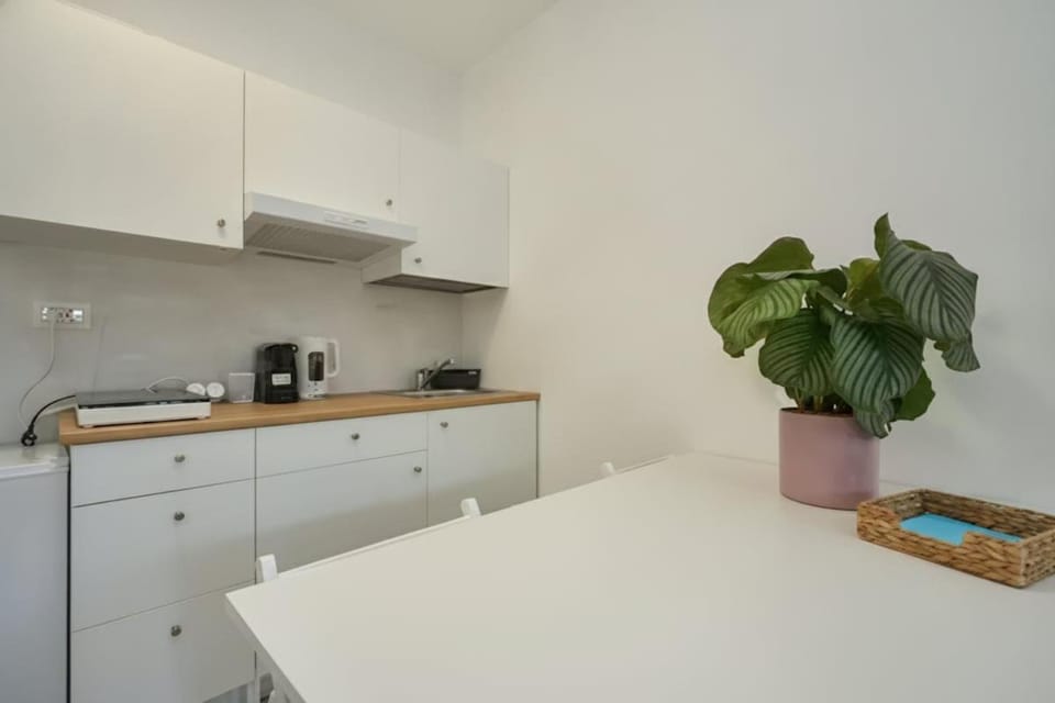 Yellow House - Humanitas a 10 minuti Apartment in Lombardy