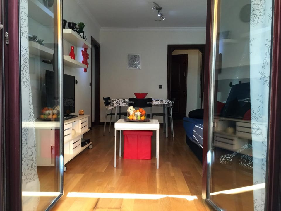 TV and multimedia, Balcony/Terrace, Living room, Dining area