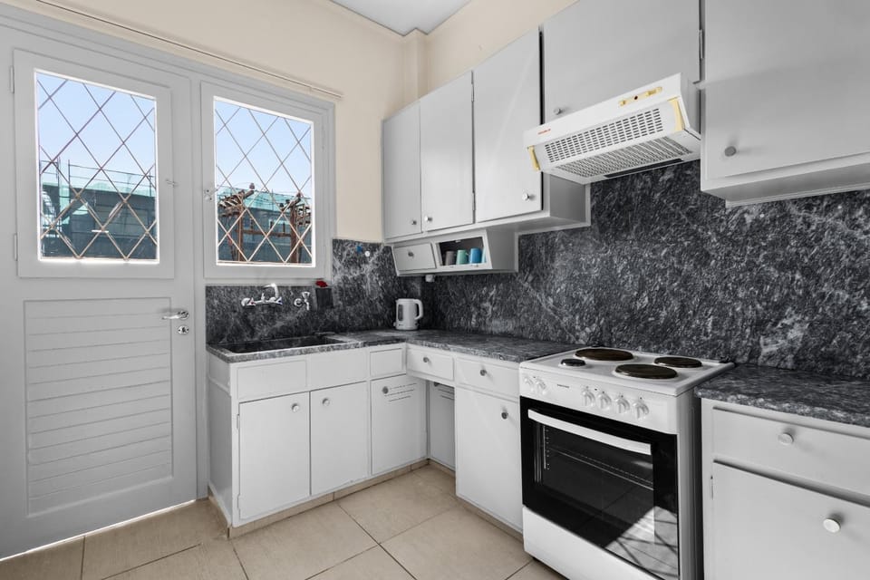 Balcony/Terrace, stove, kitchen