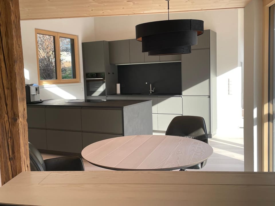 Kitchen or kitchenette, Living room