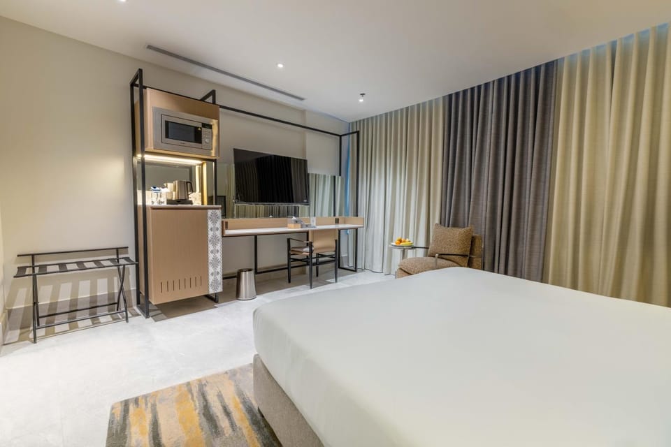 TV and multimedia, Kitchen or kitchenette, Bedroom