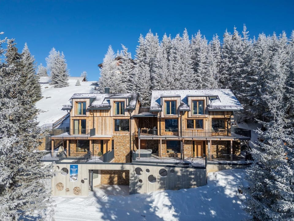 Property building, Day, Natural landscape, Mountain view