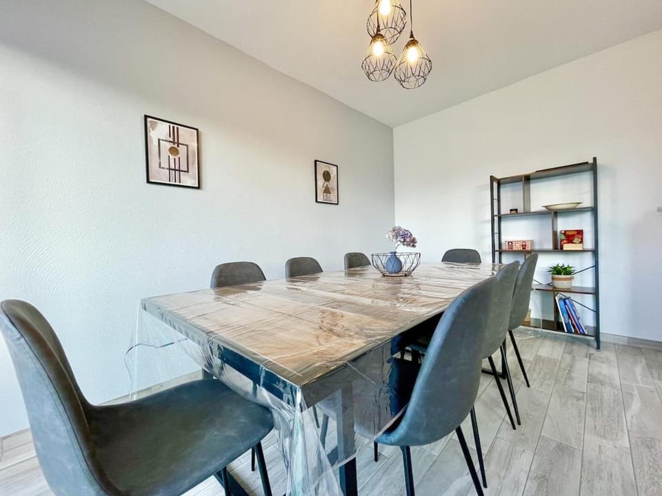 Spacious flat with private bike garage Apartment in Colmar