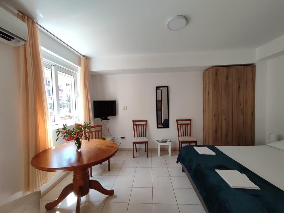 Studio Apartman Radimir Apartment in Dobrota