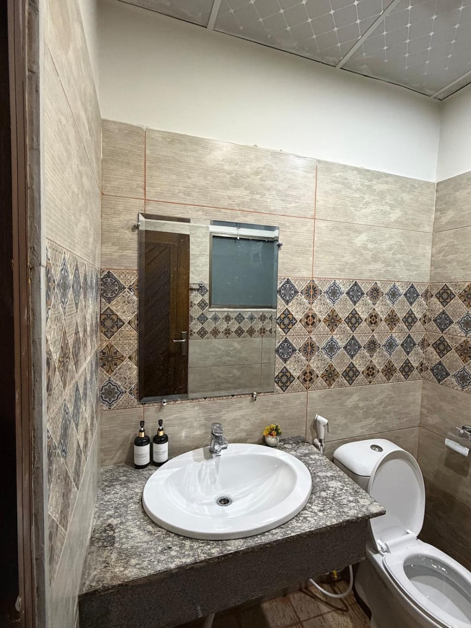 Comforts Stay 1BHK Olive Den H-13 Islamabad Apartment in Islamabad Capital Territory