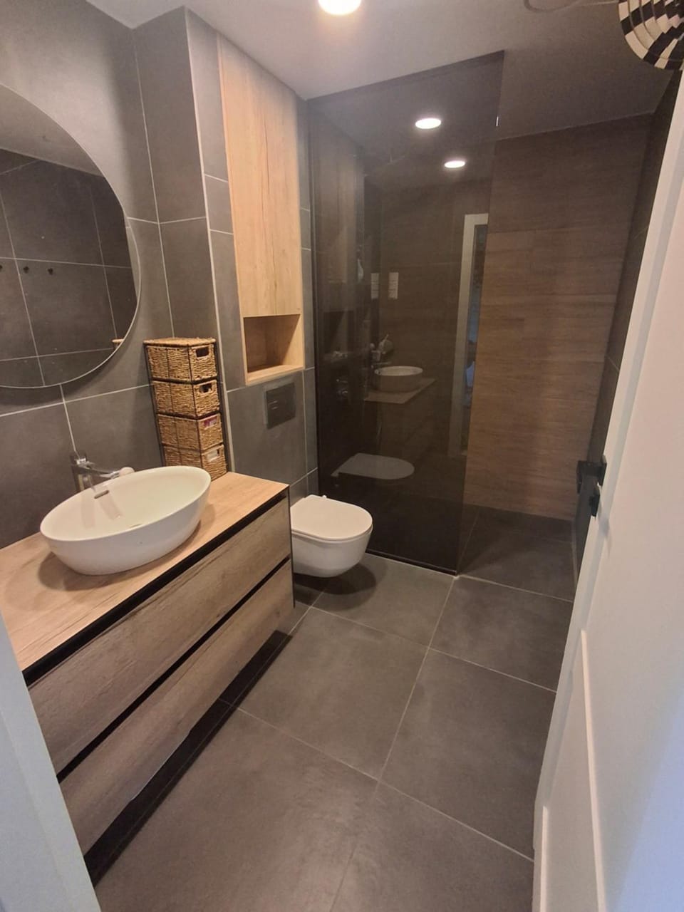 Shower, Toilet, Bathroom