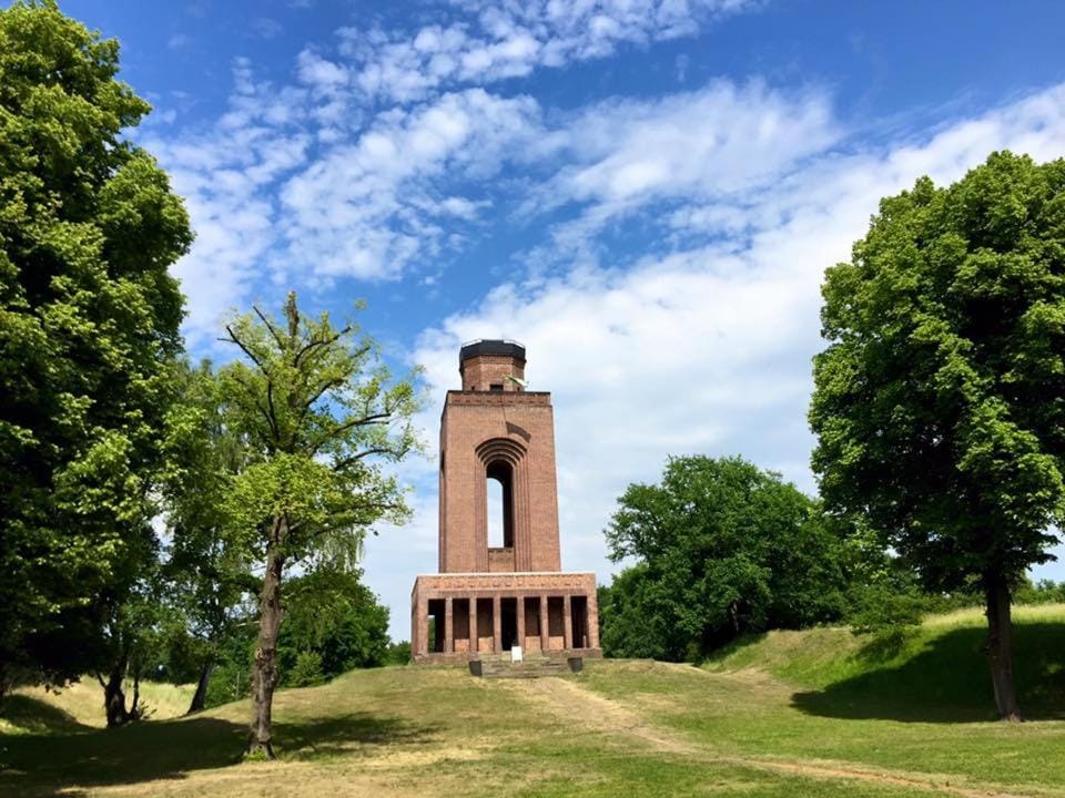 Nearby landmark