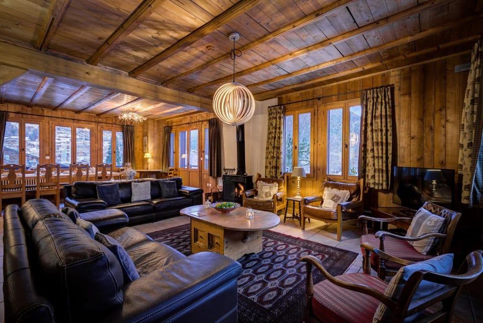 Chalet du Bois, Morzine centre, 14 personnes Chalet in Montriond