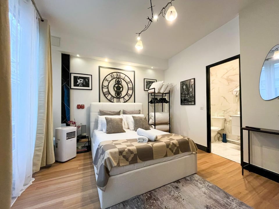 21 Atelier Chaplin Montorgueil Apartment in Paris