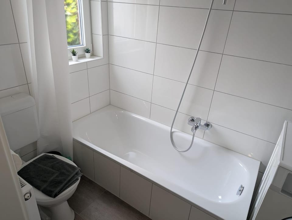 Bathroom, Bath