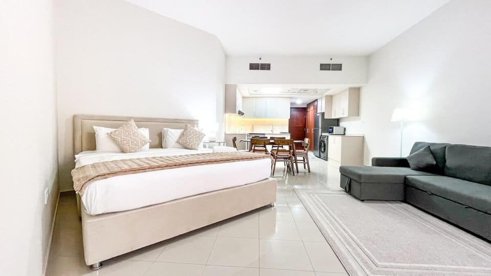 Bed, Seating area