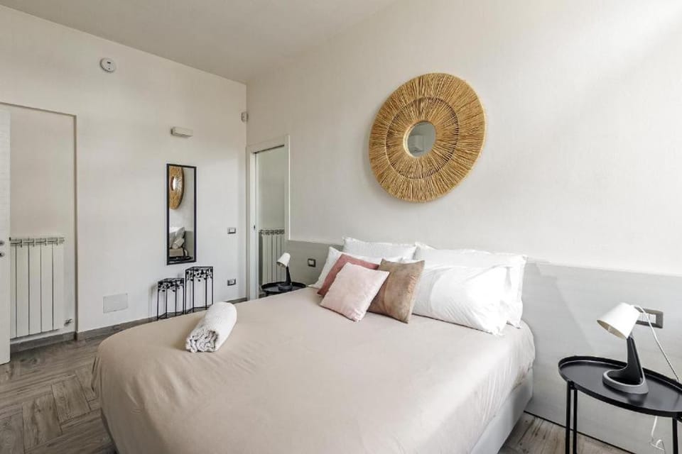 Milano Malpensa 2 min - Suite With Wifi, AC, Free Park House in Lombardy