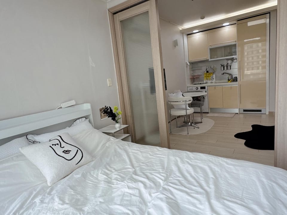 Hi Seoul Gongdeok 4 Apartment in Seoul