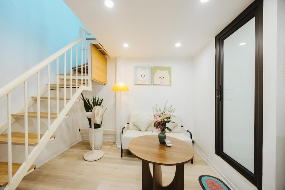 Train Str Citadel Nook Free Laundry Apartment in Hanoi